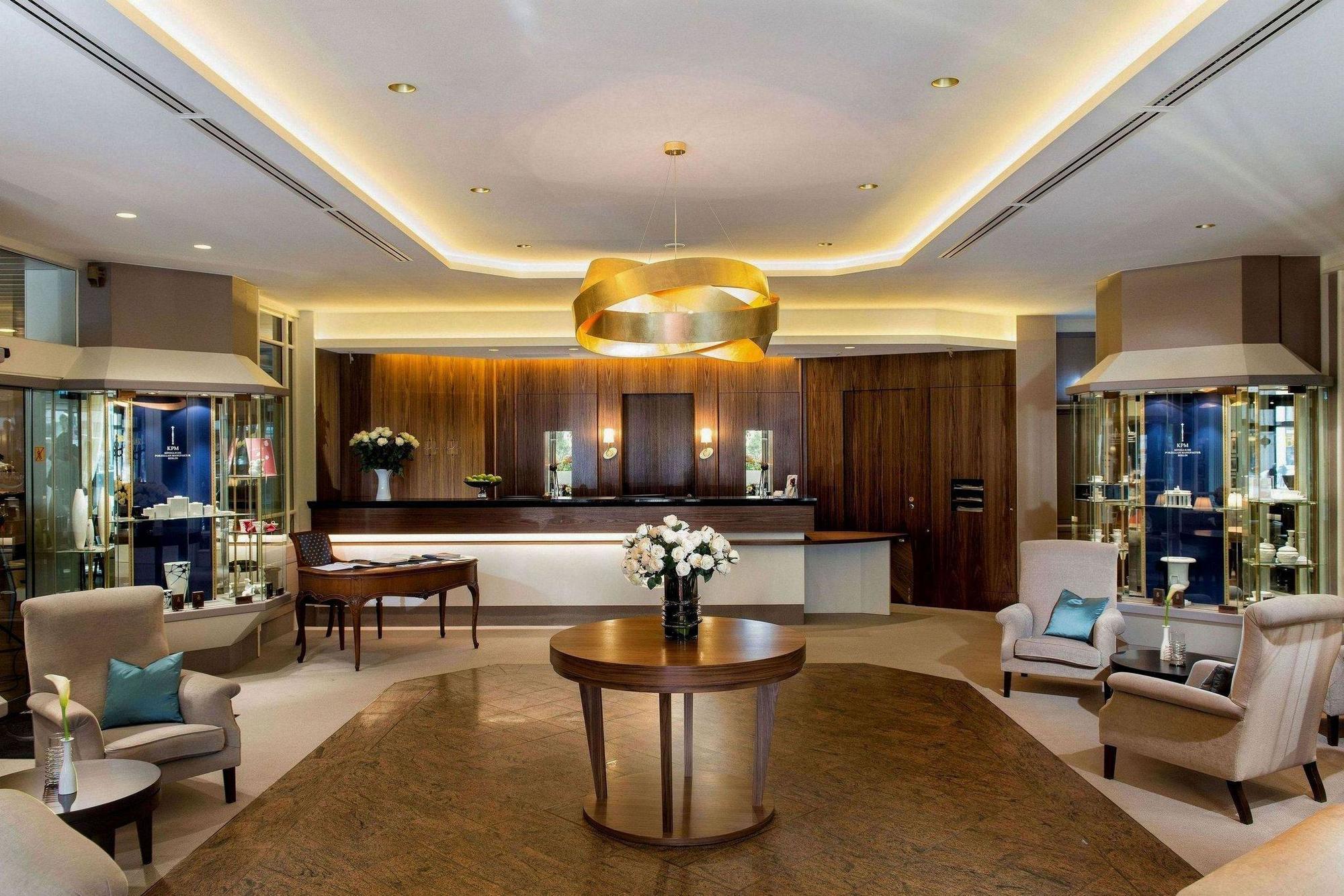 Hotel Mondial Am Kurfuerstendamm Берлин Екстериор снимка