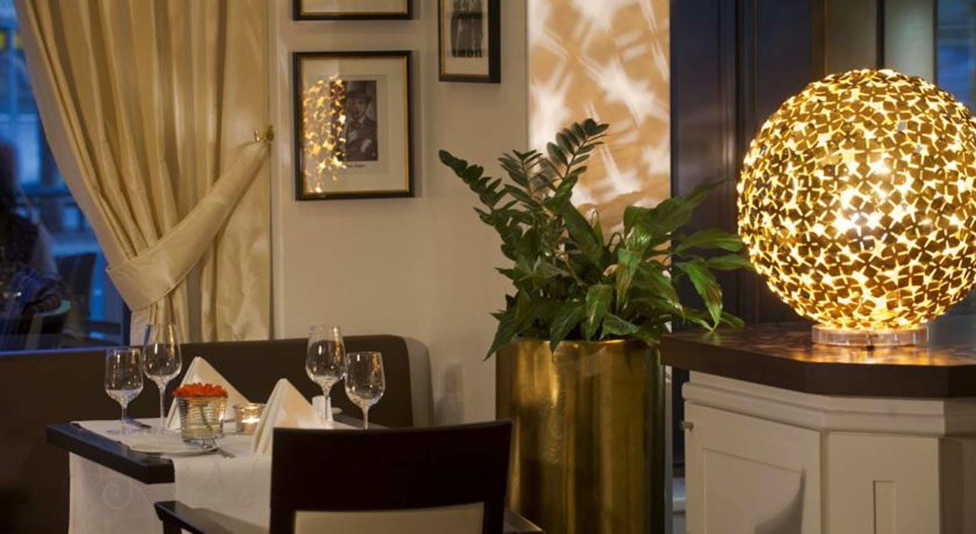 Hotel Mondial Am Kurfuerstendamm Берлин Екстериор снимка