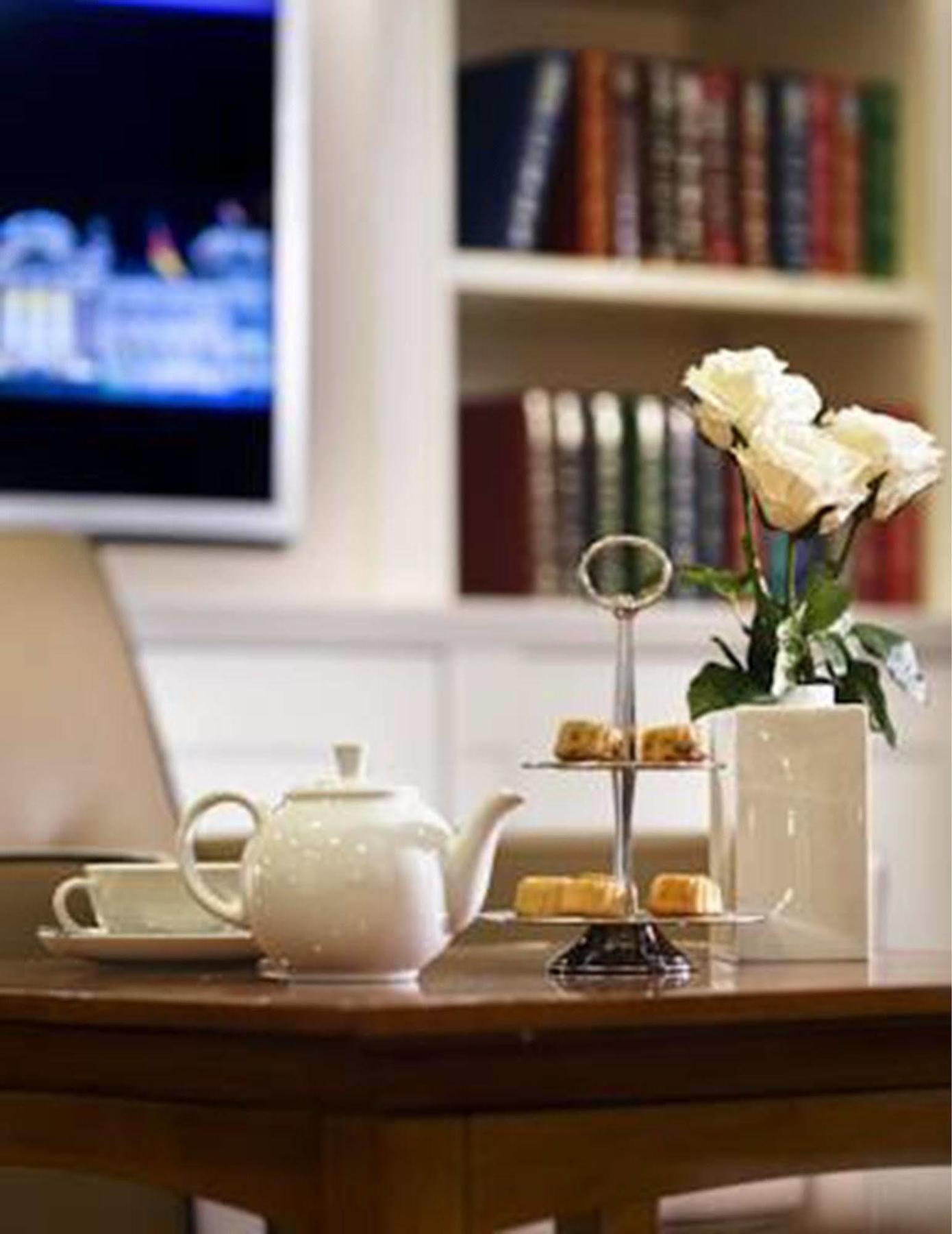 Hotel Mondial Am Kurfuerstendamm Берлин Екстериор снимка