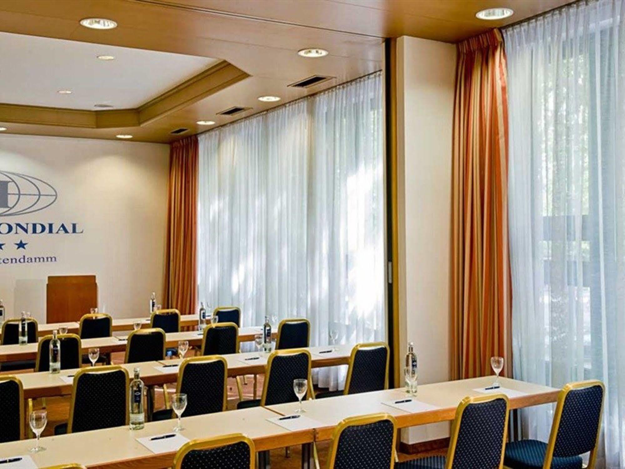 Hotel Mondial Am Kurfuerstendamm Берлин Екстериор снимка