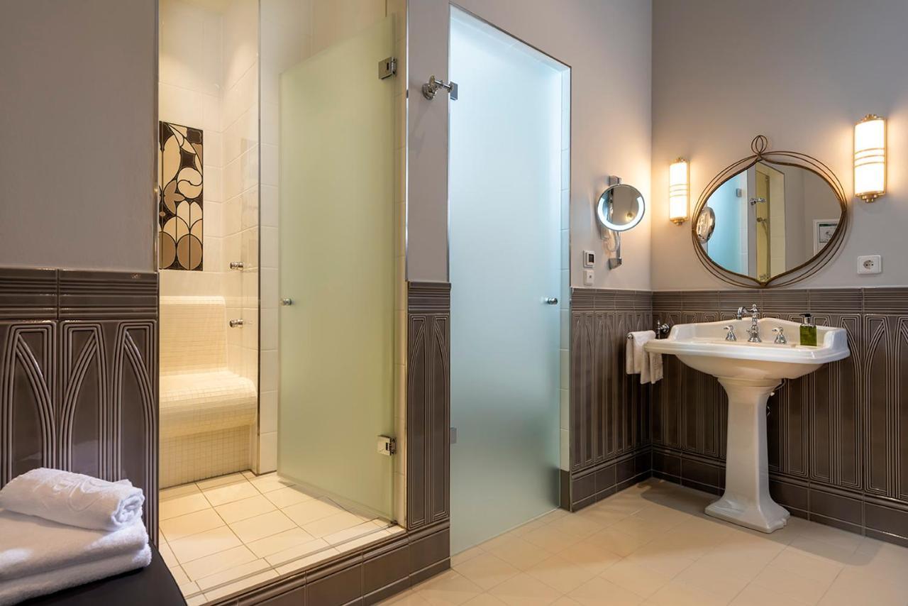 Hotel Mondial Am Kurfuerstendamm Берлин Екстериор снимка